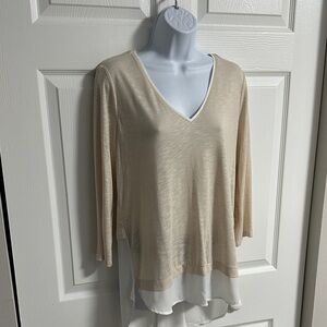 White House Black Market Cream V-Neck Blouse